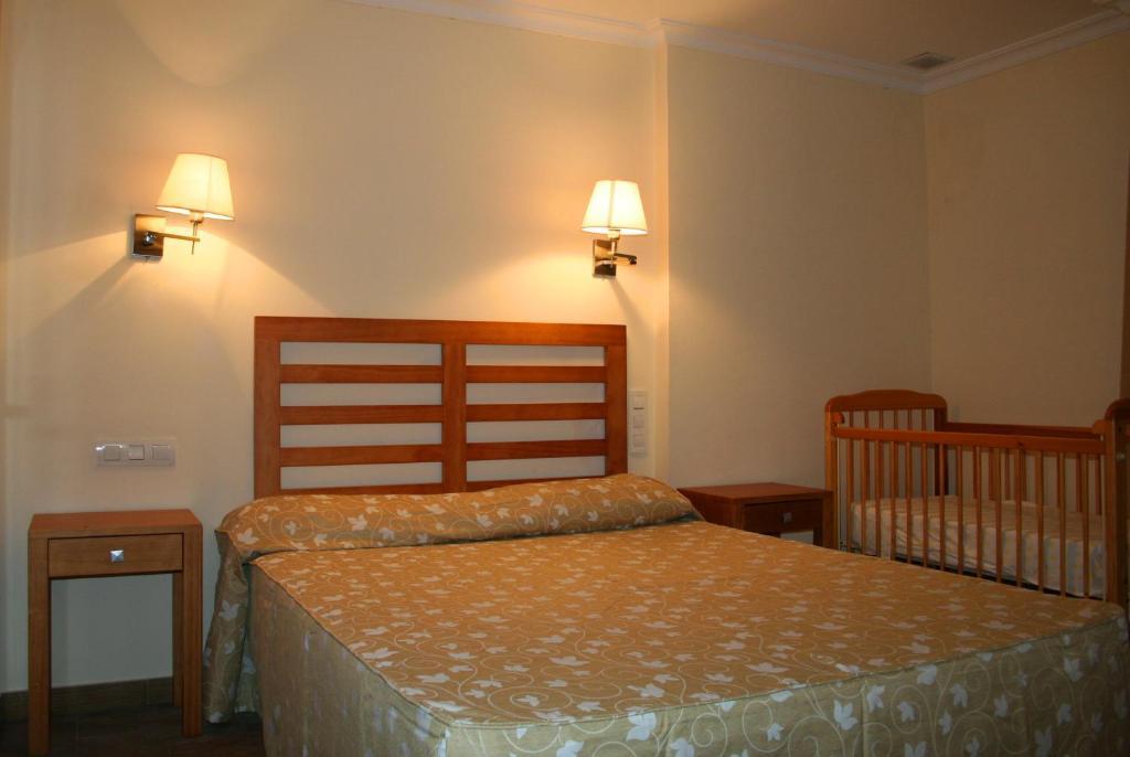 Hostal Margarita La Línea de la Concepción 外观 照片