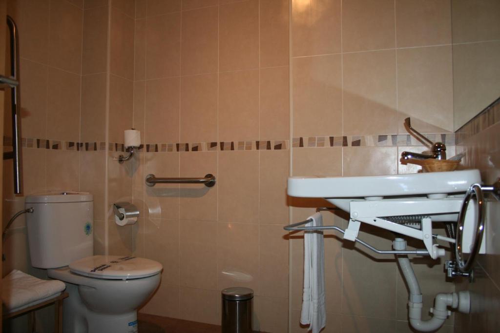 Hostal Margarita La Línea de la Concepción 外观 照片