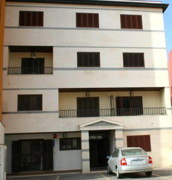 Hostal Margarita La Línea de la Concepción 外观 照片